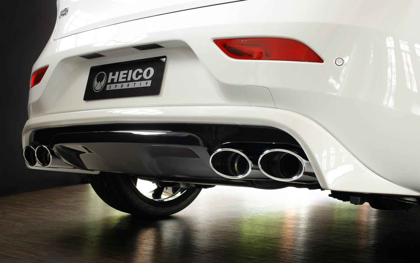 HEICO Sportiv 2.0 Quad Outlet Exhaust System for Volvo V40 D3 – Performance & Sound Enhancement